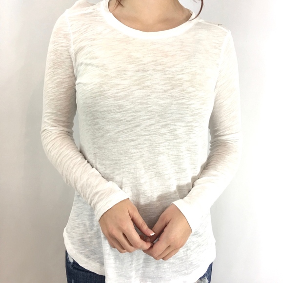 Basic White Long Sleeve Tee - Picture 2 of 4